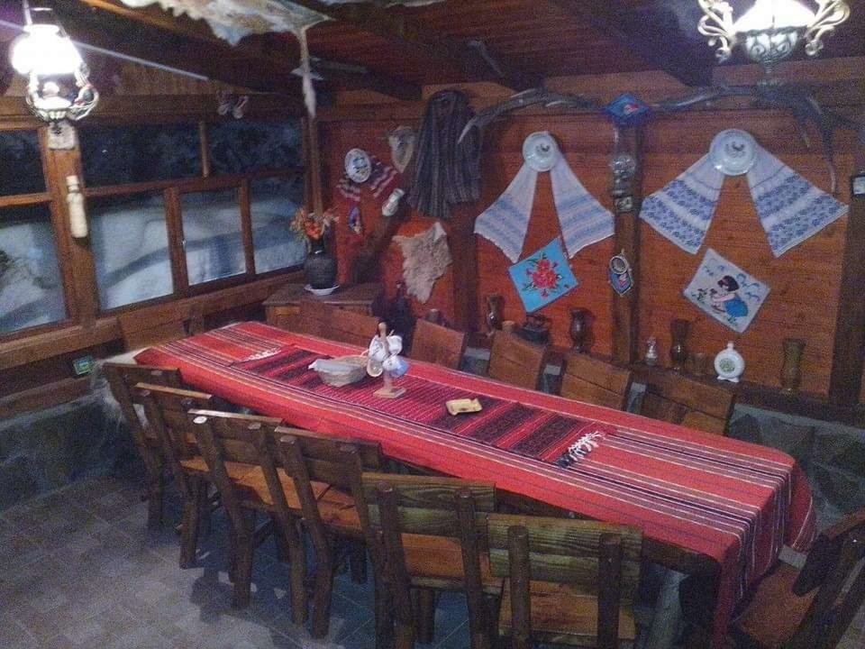 Casa Bradul Verde Μπραν Εξωτερικό φωτογραφία